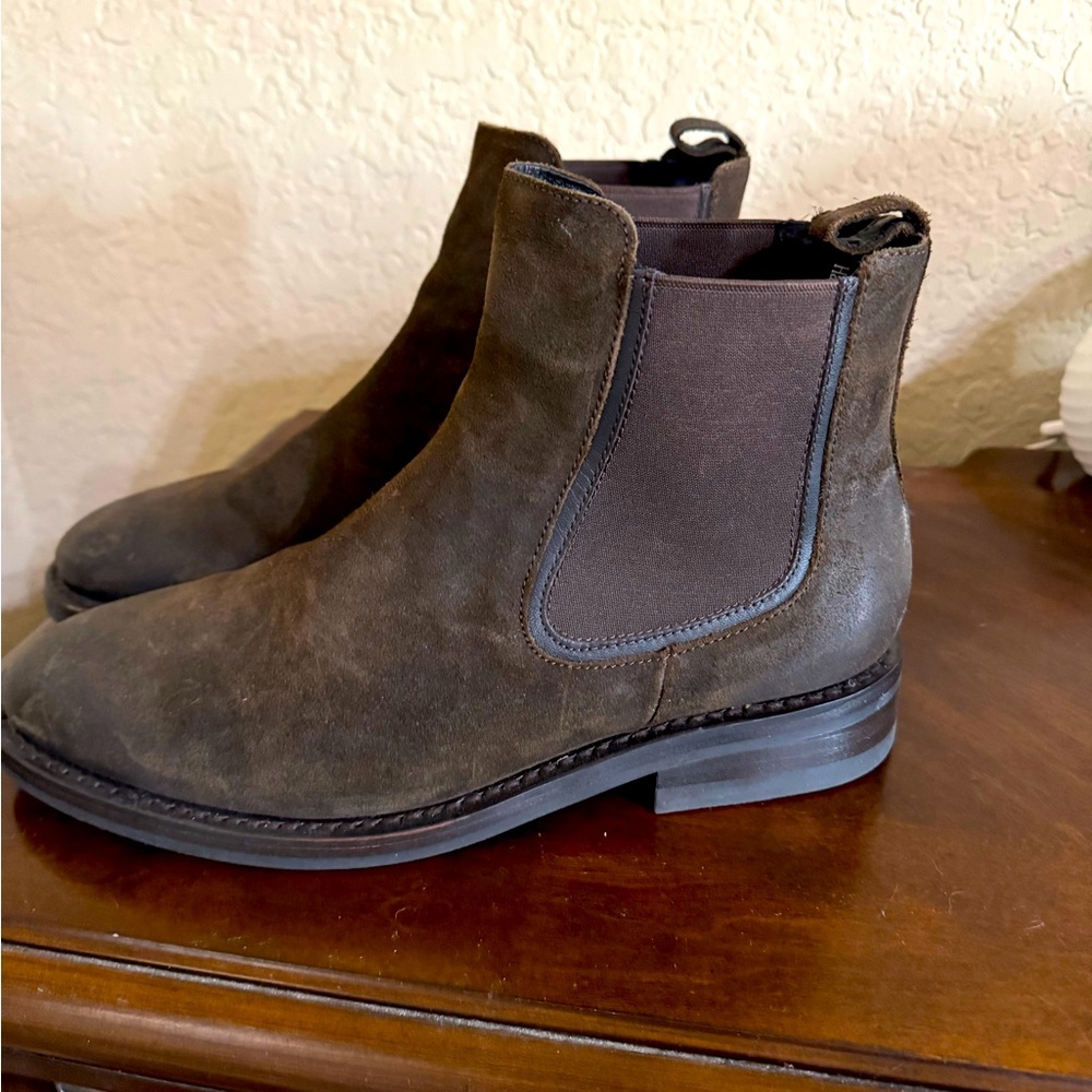 Thursday Boots THE DUKE olive suede size 10 runs a bit big so it will fit 10.5